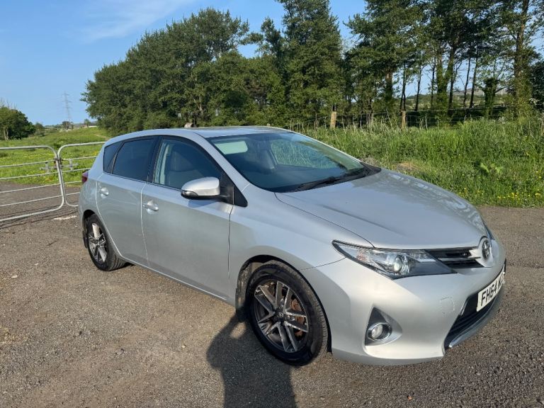 Toyota, AURIS, Hatchback, 2015, Manual, 1364 (cc), 5 doors