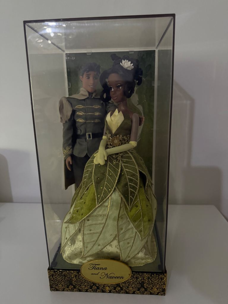 Disney Fairytale Designer Collection Tiana and Naveen Limited Edition Dolls