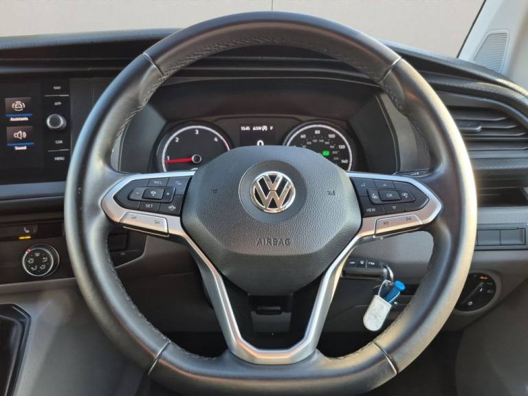 2020 20 VOLKSWAGEN TRANSPORTER 2.0 TDI T32 HIGHLINE KOMBI DOUBLE CAB 5DR DSG SWB