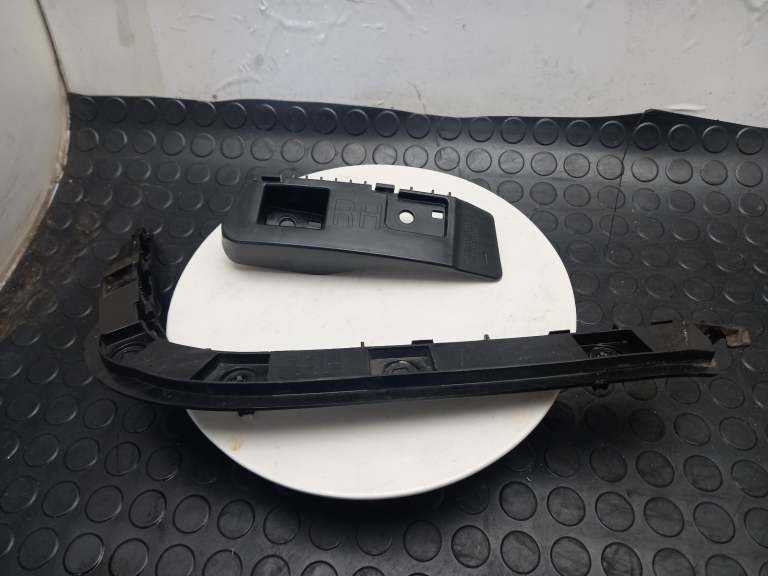 Tesla Model 3 Rear Bumper Bracket 2017-2026