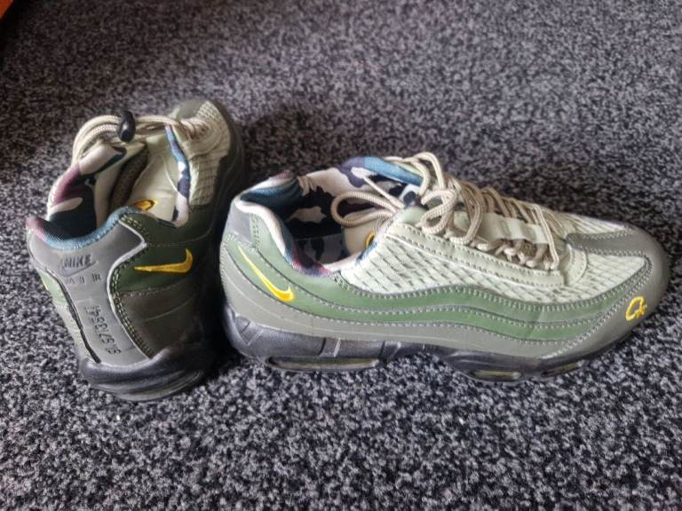 Nike trainers 7.5