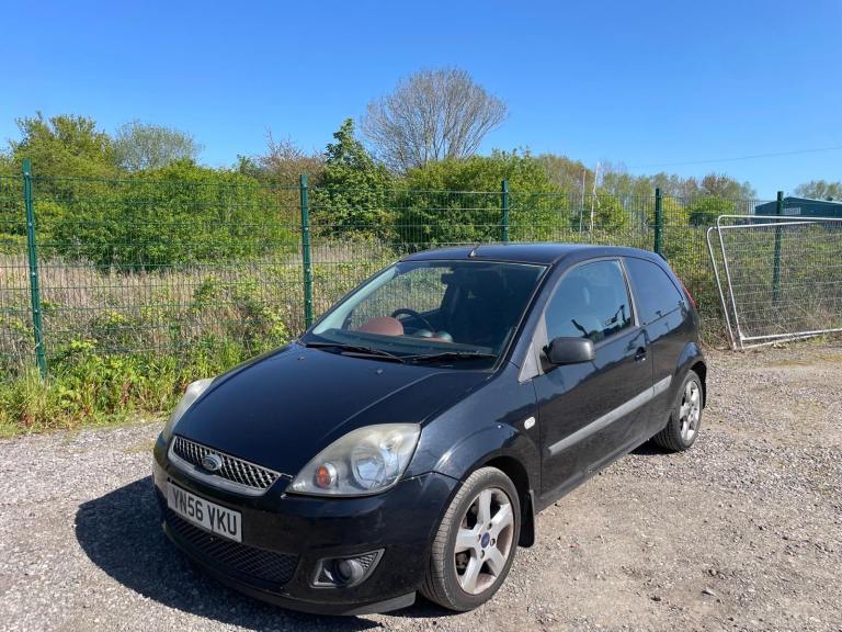 FORD FIESTA 1.2 FREEDOM 56 REG BLACK 3 DOOR MOT SEPTEMBER 12TH 2026 LOW INSURANCE 45+MPG