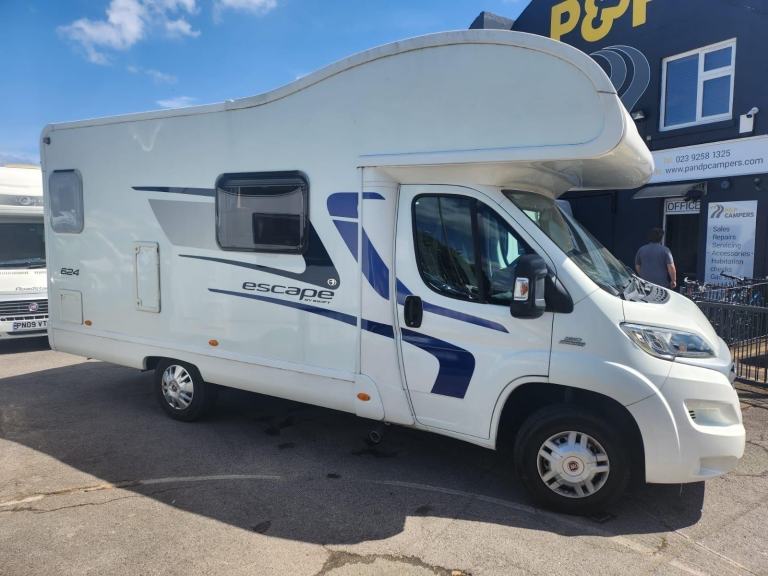 Swift Escape 624 5 BERTH COACHBUILT  DIESEL MANUAL 2015/15
