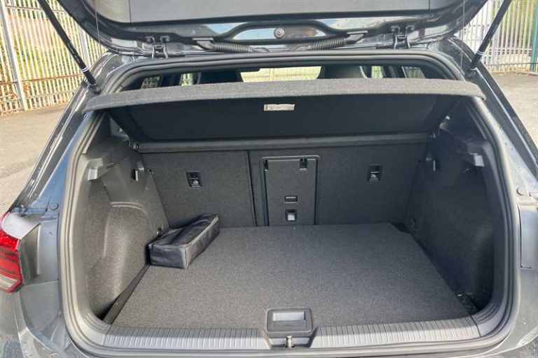 2022 Volkswagen Golf 1.5 TSI R-Line 5dr HATCHBACK PETROL Manual