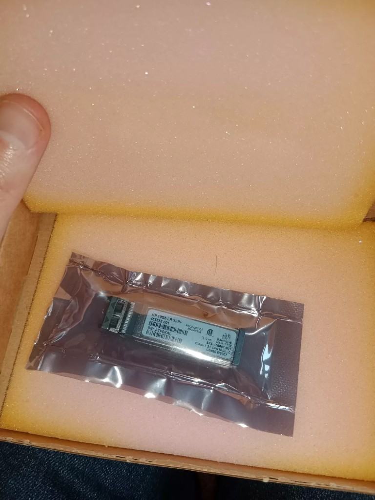 HP 10GB LR SFP+ Transceiver Module CLASS 1 21 CFR1040 