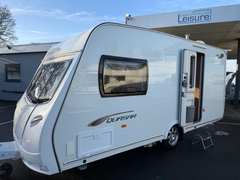 2011 LUNAR QUASAR 462, LIGHT WEIGHT, VERY CLEAN 