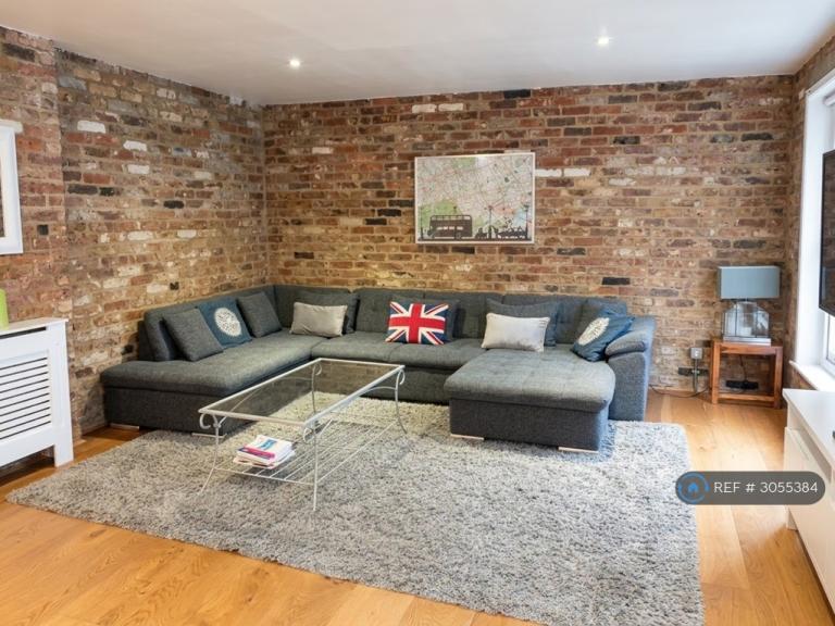 2 bedroom house in Fullwood's Mews, London, N1 (2 bed) (#3055384)