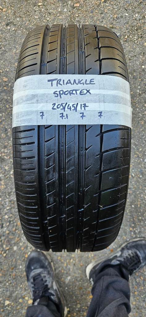 Triangle Sportex 205/45/17 Tyre x1 excellent 7mm Tread