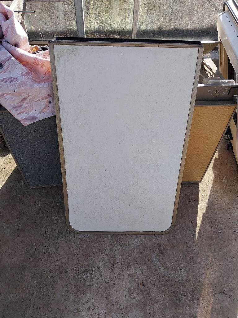 90s caravan door bottom 