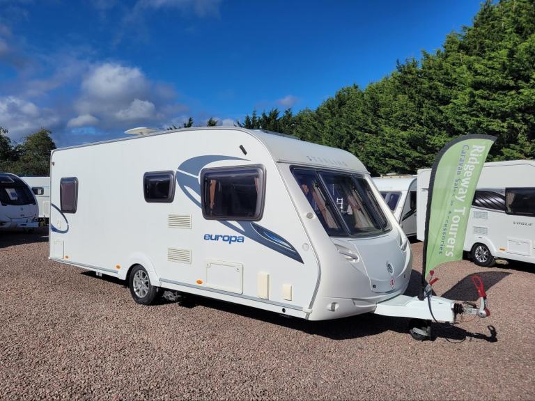 Sterling Europa 550 2011 Single Axle 4 Berth - Fixed Bed, Motor Mover