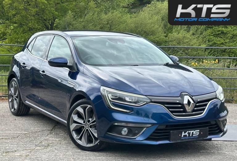 2017 Renault Megane 1.6 dCi Signature Nav Hatchback 5dr Diesel Manual Euro 6 (s/s) (130 ps) Hatch...