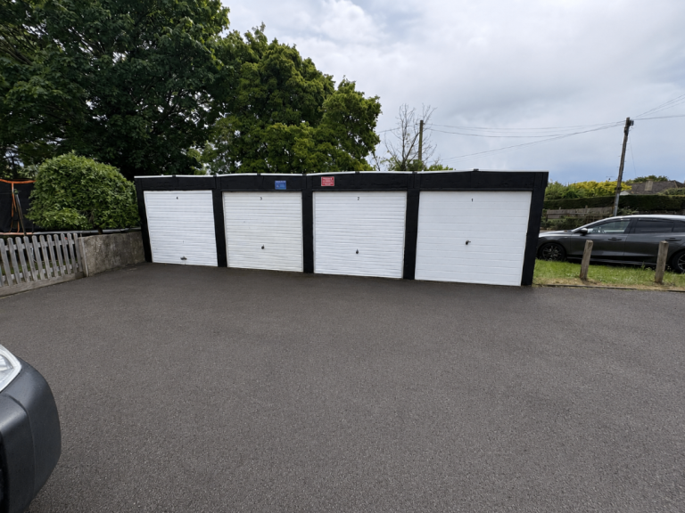 Garage to Rent - Frome
