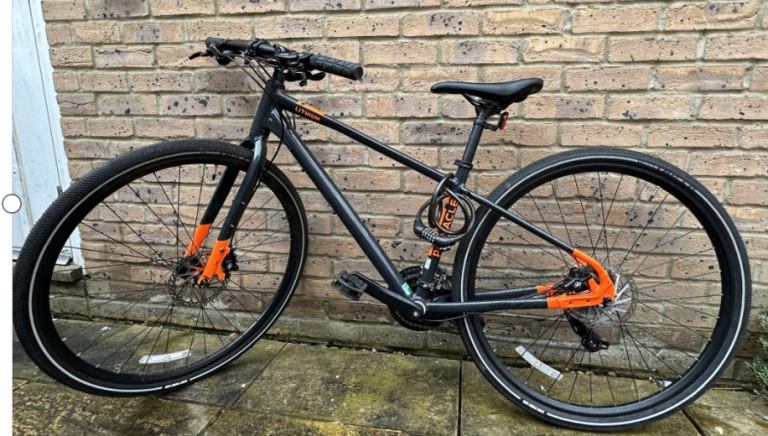 Pinnacle Lithium 2 Hybrid Bike Adults – Black, Good Condition