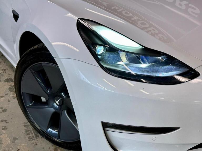 TESLA MODEL 3 (Dual Motor) Long Range Auto 4WDE 4dr 2021