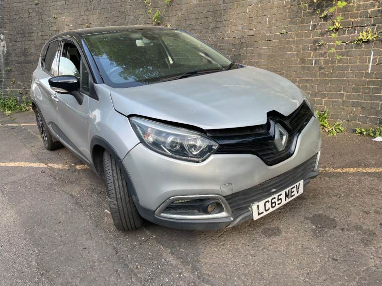 RENUALT CAPTUR MK1 2015 DIESEL 1.5 MANUAL K9K628 BREAKING FOR PARTS 