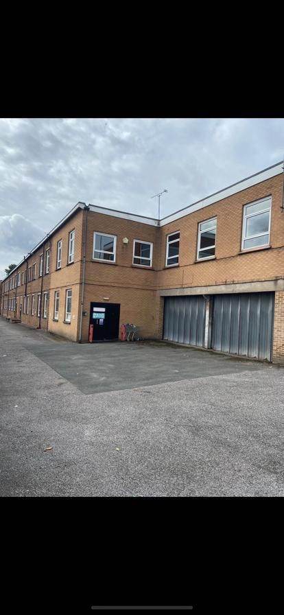 COMMERCIAL UNIT TO LET: 958 SQ FT — MANCOR HOUSE, HUCKNALL