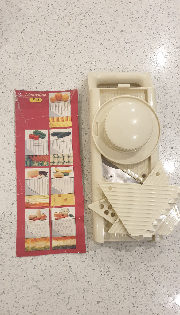 Mandoline Slicer 7 in 1 Fruit Vegetable Slicer 