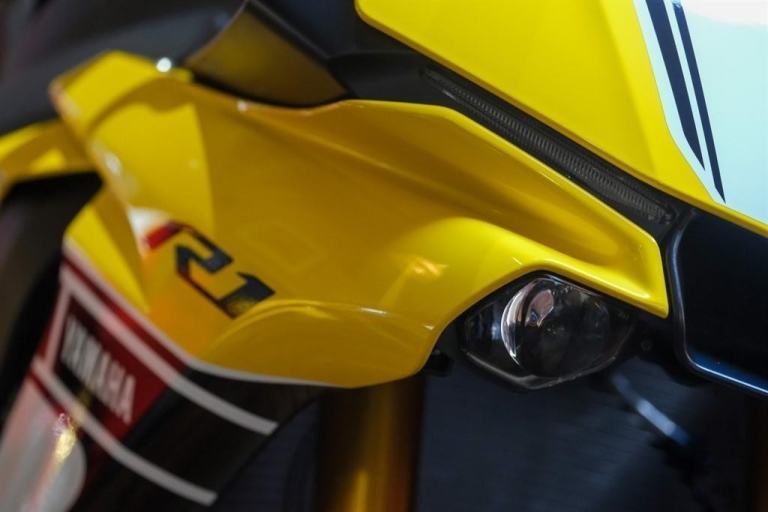 Yamaha R1 60th Anniversary