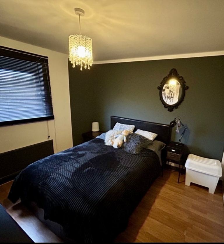 Double room for working professional