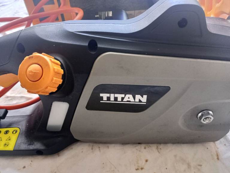 Chainsaw