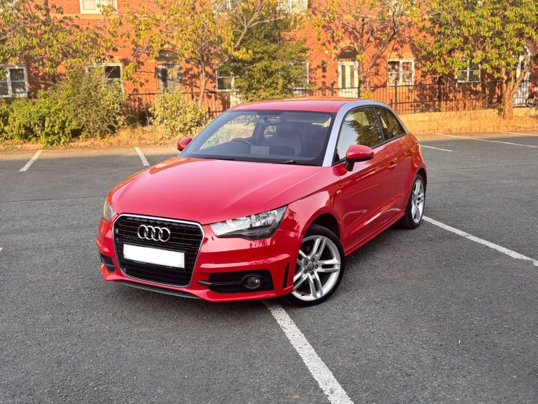 Audi, A1, Hatchback, 2013, Semi-Auto, 1390 (cc), 3 doors
