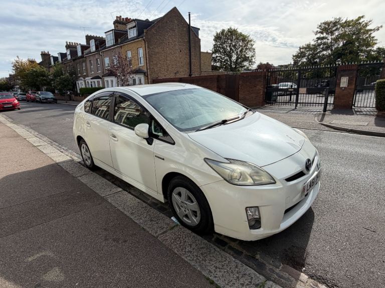 Toyota, PRIUS HYBRID, 2011, 1797 (cc)