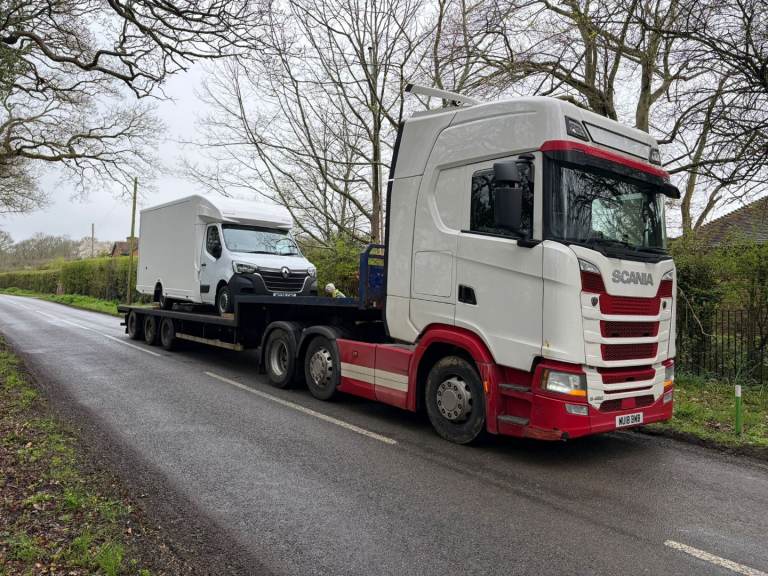 Glasgow Removals Service - Haulage, Transport Vans,Cars, 2 Ton Tail curtain tail lift