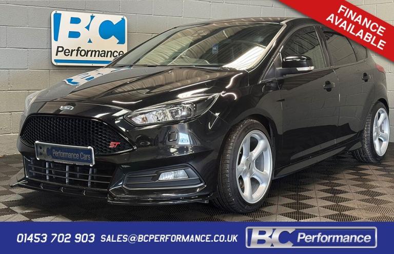FORD FOCUS 2.0 T EcoBoost ST-3 Black Manual Petrol 2015