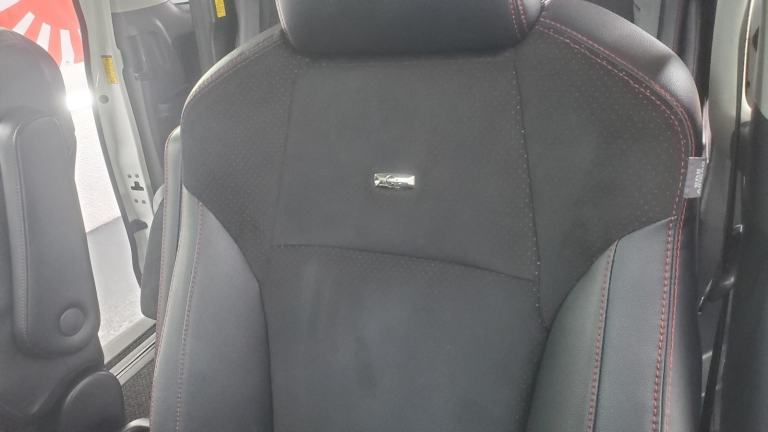 Toyota vellfire GS 2.4 auto japanese import 45k mile 4.5 grade 2014 