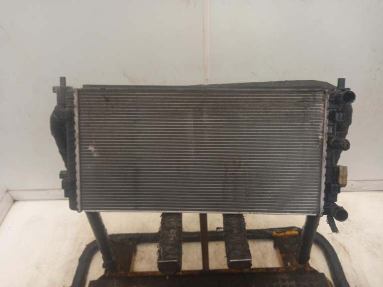 Seat Ibiza Radiator 2008-2017 1.6l Cayc 6r0121253a