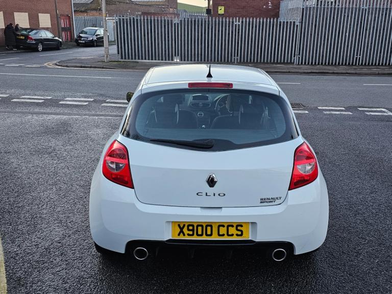 2010 Renault Clio 2.0 16V RenaultSport 200 3dr HATCHBACK Petrol Manual