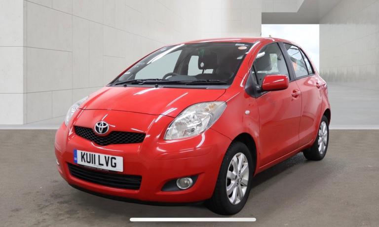 2011 Toyota Yaris 1.33 VVT-i T Spirit Nav 5dr [6] HATCHBACK Petrol Manual