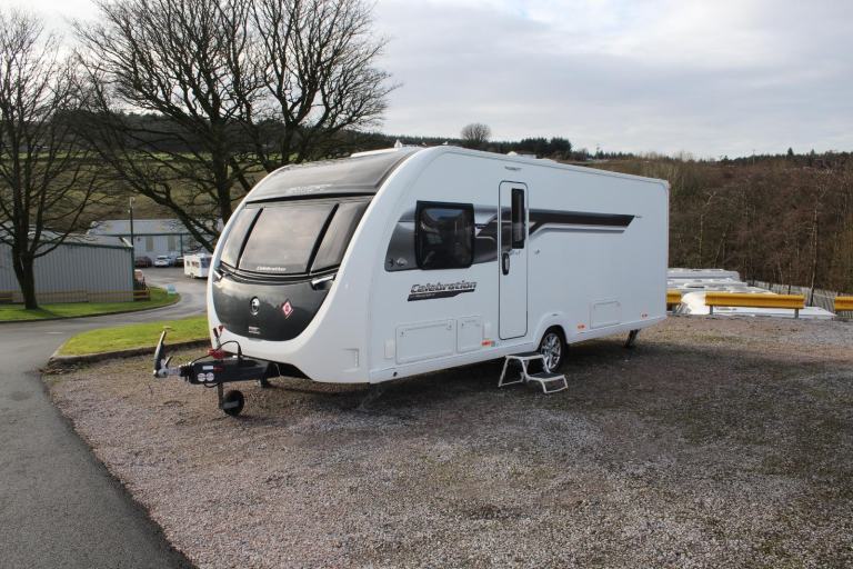 2020 Swift Celebration 880 Luxury 8FT Wide 4 Berth Island Bed Touring Caravan