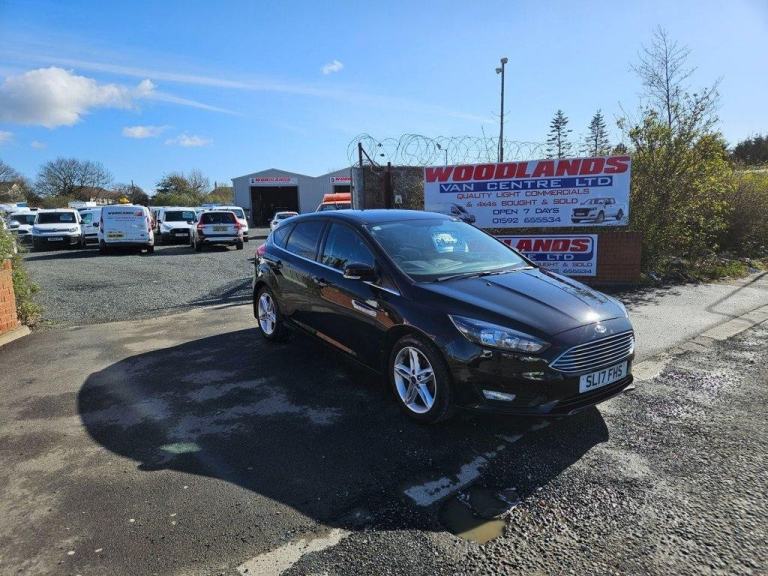 2017 ON 17 PLATE FORD FOCUS ZETEC ECOBOOST 125BHP 1.0L 36K ULEZ FREE ZONE