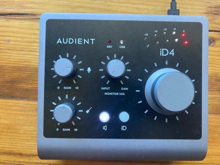 Audient iD4 mkII 