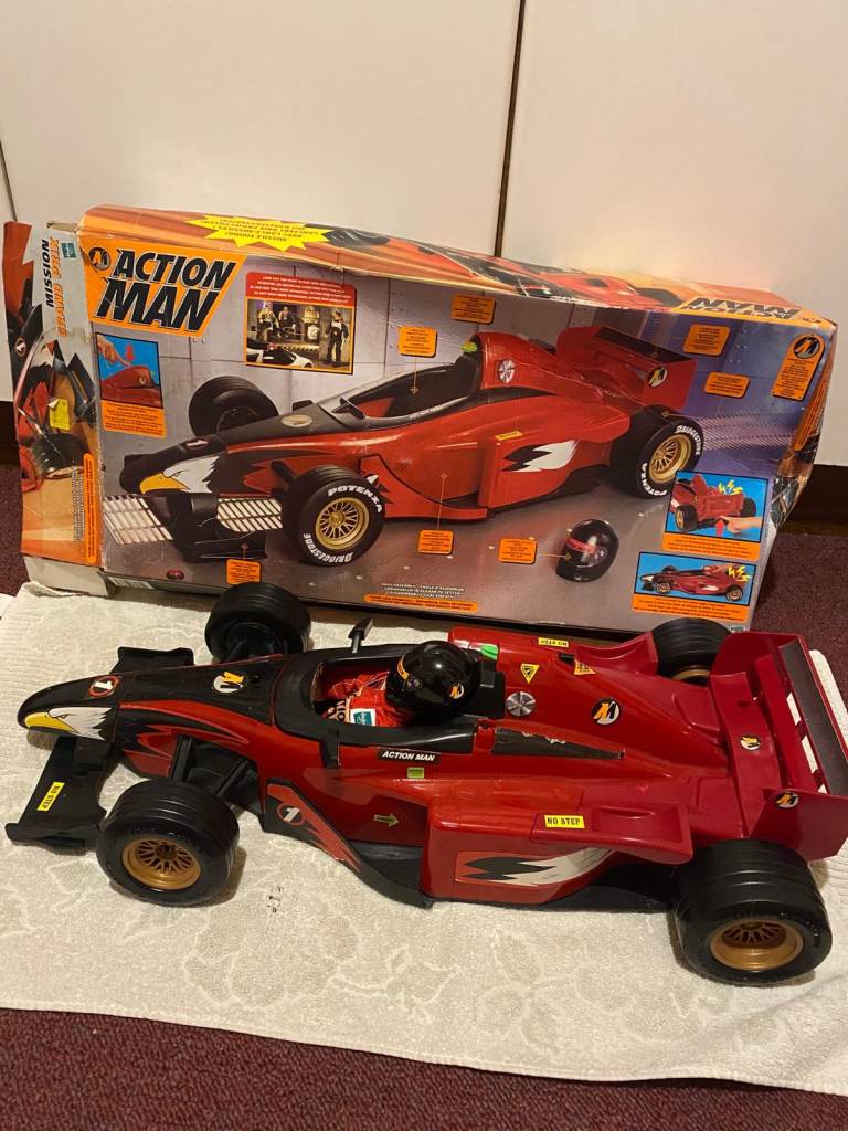 ACTION MAN MISSION GRAND PRIX RACING CAR INCLUDING DRIVER.