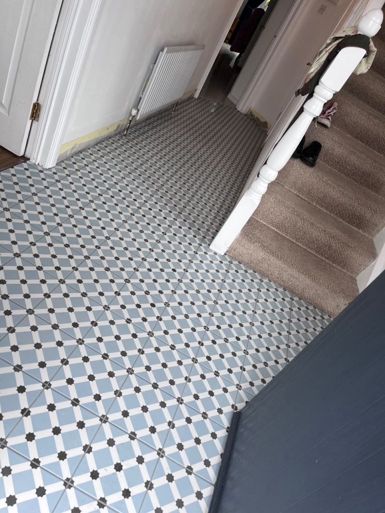 Tiler available, quality work at a competitive rate 