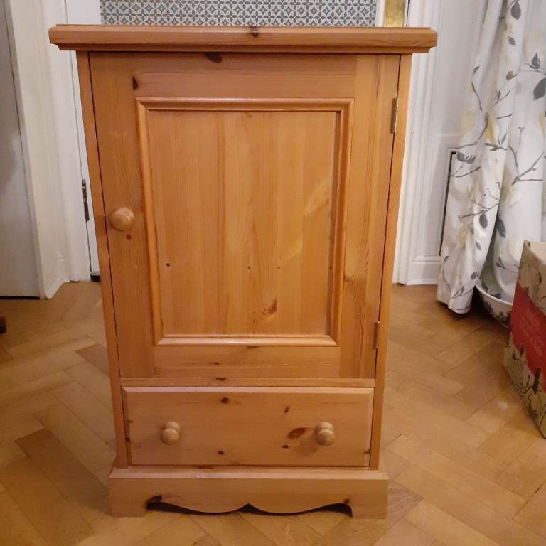 Solid pine Hifi cabinet /CD storage drawer