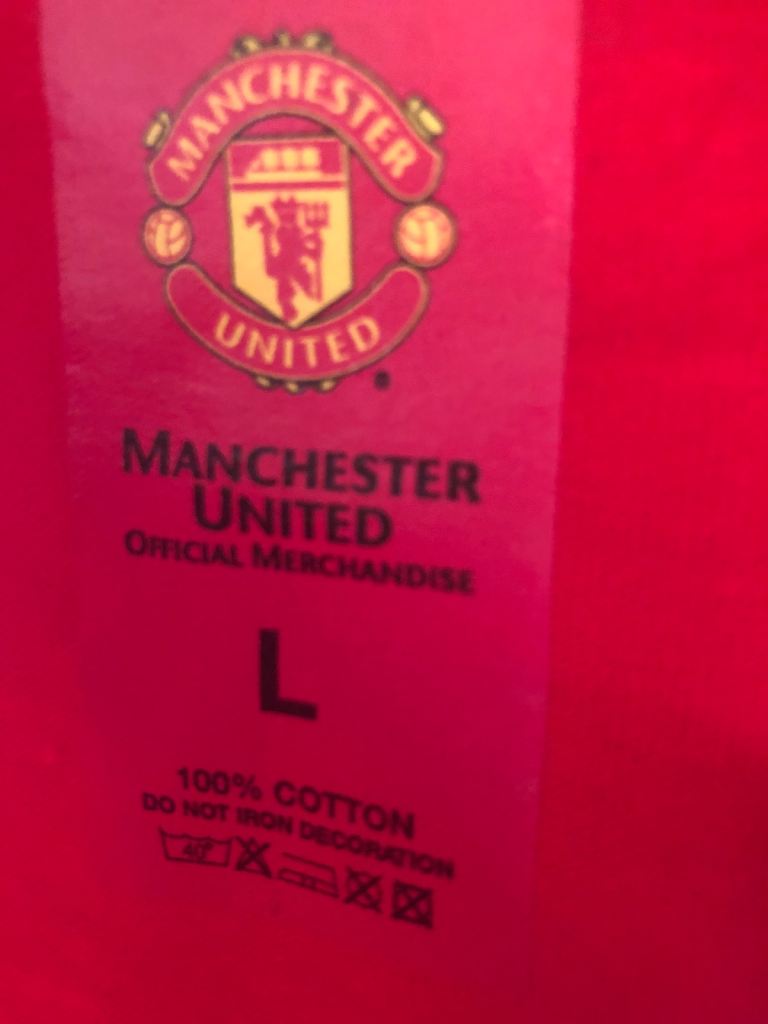 Manchester United Official Graphic T-shirt Red - Size L
