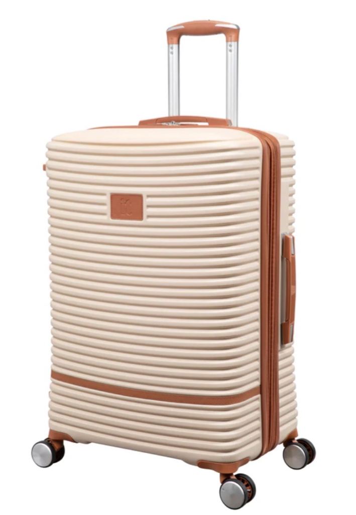 IT Replicating Crème Large Expanding Hard Sided Suitcase - Set of 2
