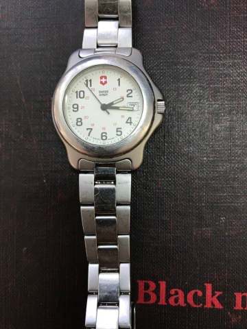 Victorinox Swiss Army Brand – 24212 – Officer display picture 2
