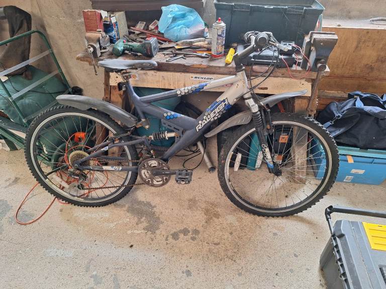 Raleigh Indulger Mountain Bike - Grey/White, Fair Condition