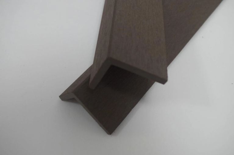 WILD BROWN COMPOSITE DECKING 2.9M⚡️FREE DELIVERY ORDERS OVER £500