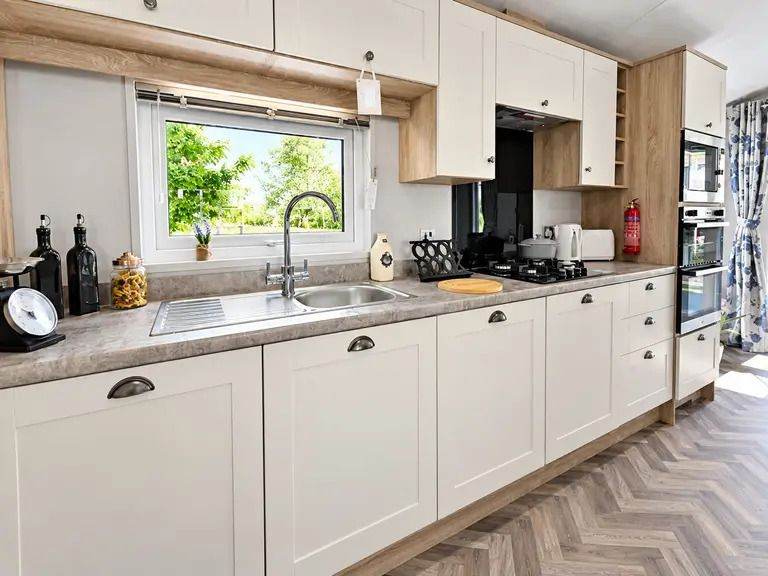 LODGE FOR SALE IN SUFFOLK 