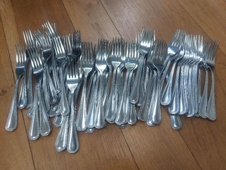 67x small/medium Lancaster & Olympia stainless steel forks. Catering/ Hospitality/ Restaurants 