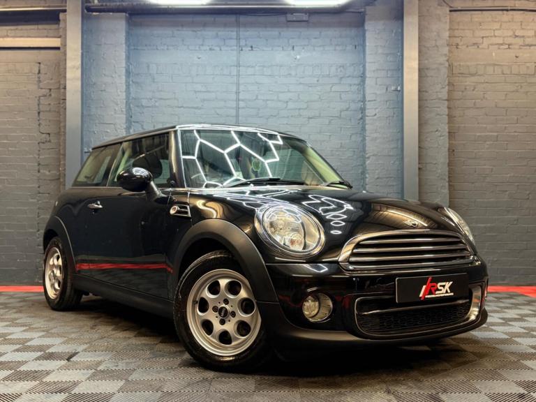 2013 MINI Hatch 1.6 Cooper D Euro 5 (s/s) 3dr HATCHBACK Diesel Manual