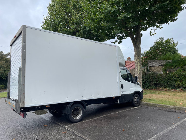 Man and van,house and office move 24/7 London to all over uk