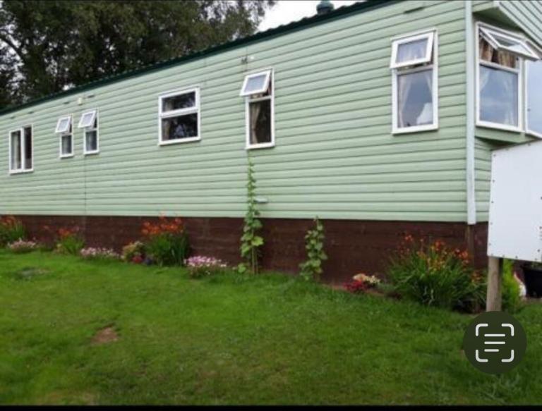 Static Caravan double glazed central heating 
