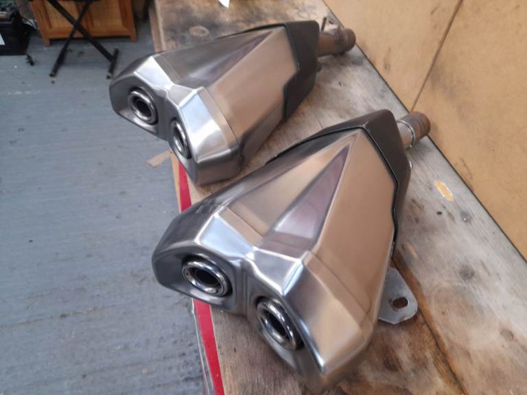 2015 kawasaki z1000 sx tail pipes