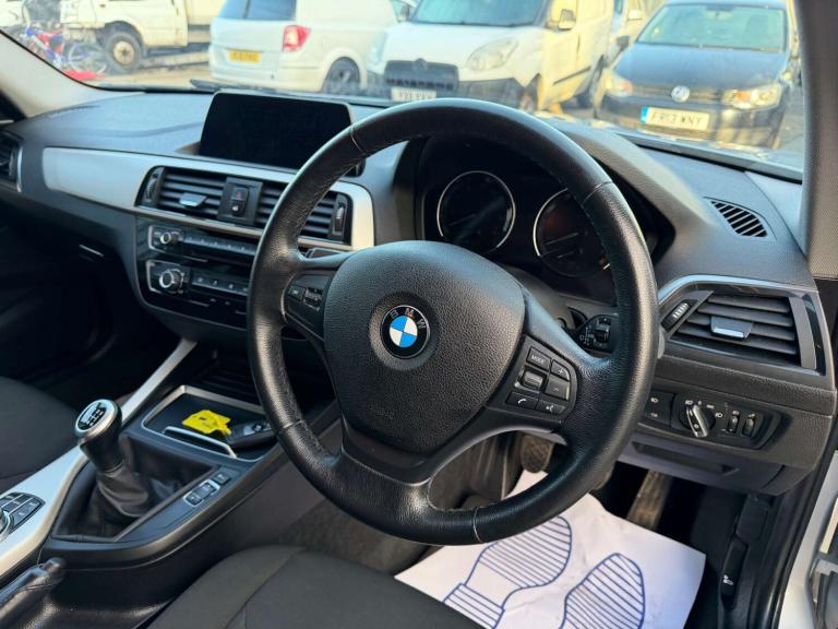 2018 BMW 1 Series 118d SE 5dr [Nav/Servotronic] HATCHBACK DIESEL Manual
